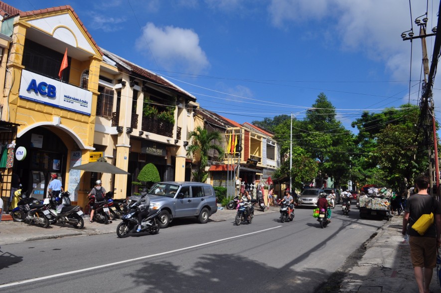 Traffic in Hoi Ann_Vietnam