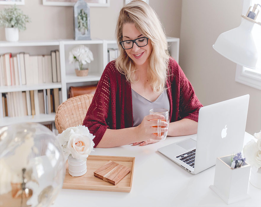 A woman applying to a TEFL job