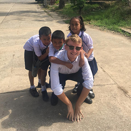 tefl teacher with students