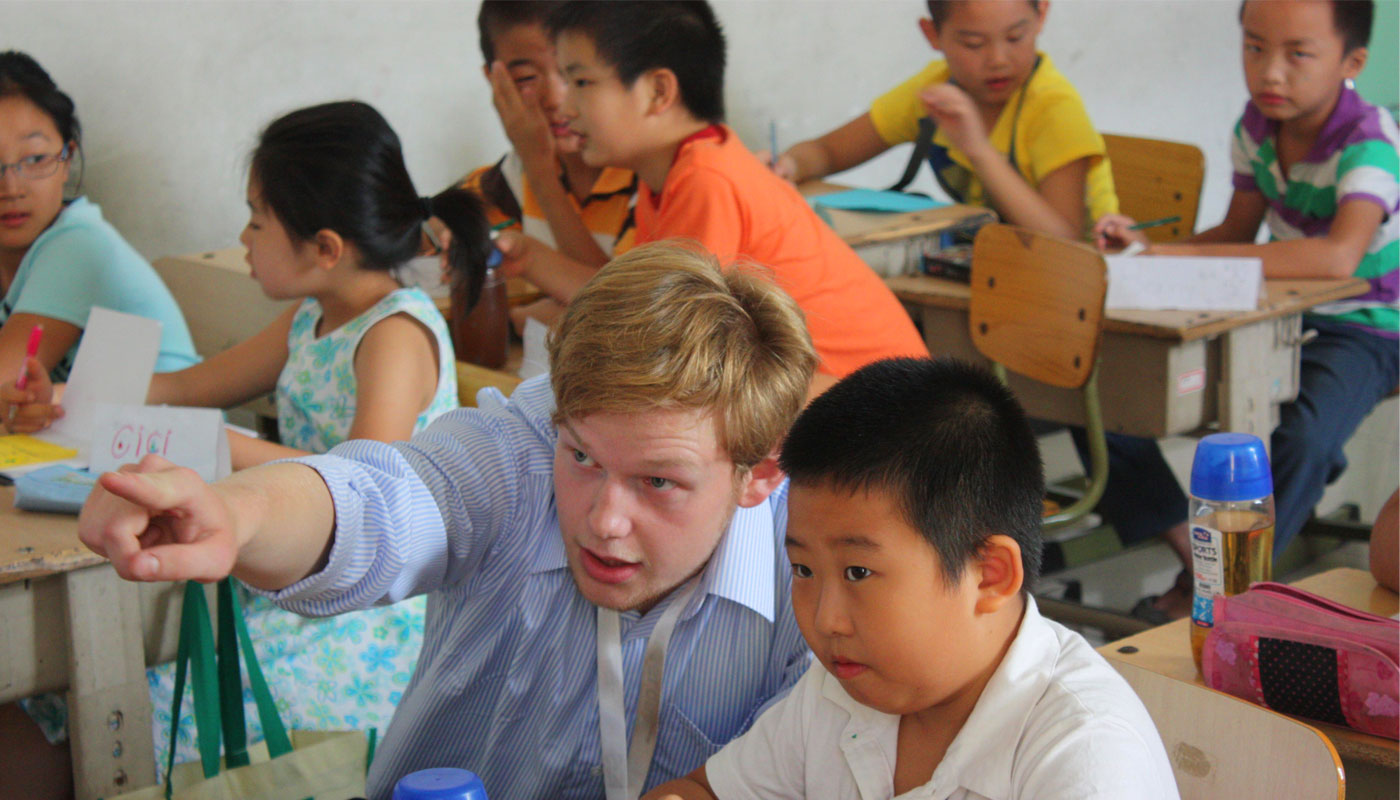 TEFL teacher with students in China