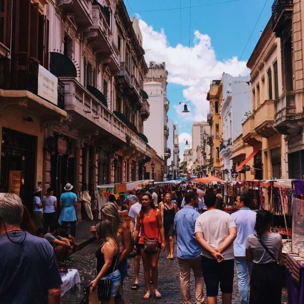 busy streets in argentina