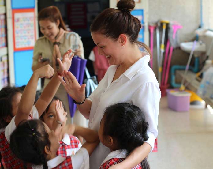 FREE RESOURCES (696 × 552 px)